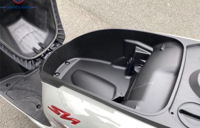 Mở cốp xe SH 160i