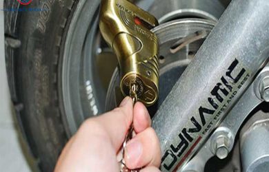 Cách thay khóa càng xe máy Sirius
