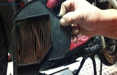 Lọc gió xe Sirius bị bẩn.