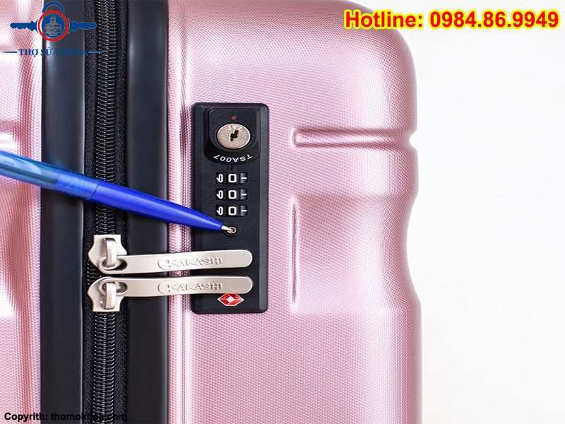 Mở Khóa Vali Khi Quên Mật Khẩu Đơn Giản Hiệu Quả 100%