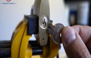 Cách Lấy Chìa Khóa Bị Gãy Ra Khỏi Ổ Khóa