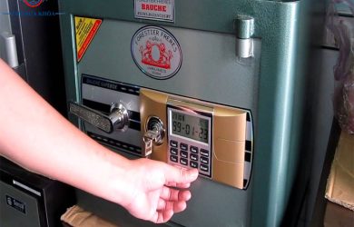 Cách Mở Két Sắt Hòa Phát