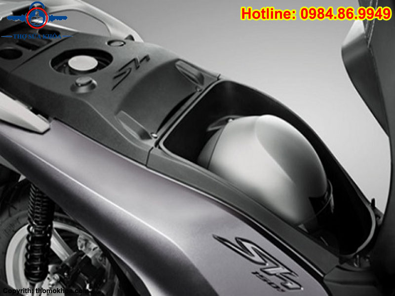 Cách Mở Cốp Xe SH 150i Bằng Chìa Khóa Và Khi Không Có Chìa Khóa