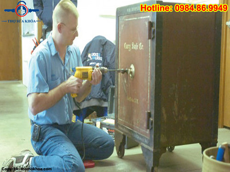 Thợ Sửa Khóa Két Sắt Tại Nhà Bè
