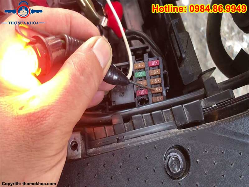 Cầu Chì Xe Vision Nằm Ở Đâu?