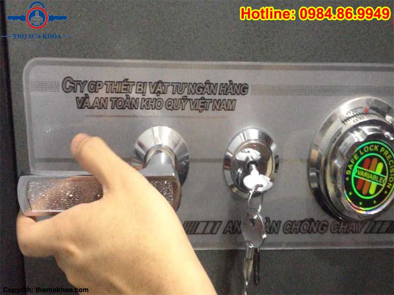 Cách Mở Khóa Két Sắt Khi Quên Mã