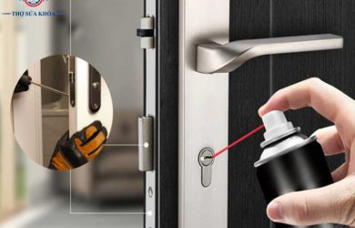Cách Xử Lý Khóa Cửa Bị Kẹt
