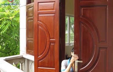 Cửa Gỗ Công Nghiệp Dễ Bị Xệ