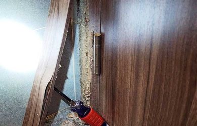 Hậu Quả Khi Để Cửa Gỗ Bị Xệ