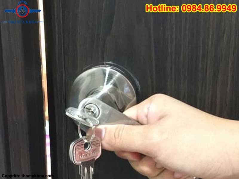 Khóa Cửa Khó Mở