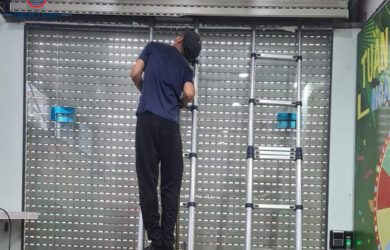 Thợ Sửa Khóa Cửa Cuốn Tại Đống Đa