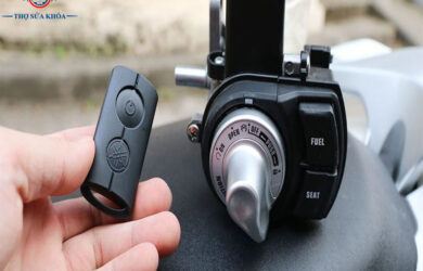 Tự Tháo Ổ Khóa Xe Phân Khối Lớn Để Mang Đi Làm Chìa