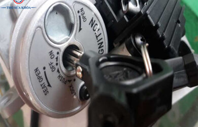 Mất Chìa Khóa Cùm Tay Ga