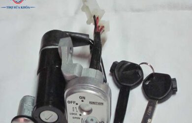 Thay Nguyên Bộ Ổ Khóa Sau Khi Mất Chìa Khóa Xe Máy