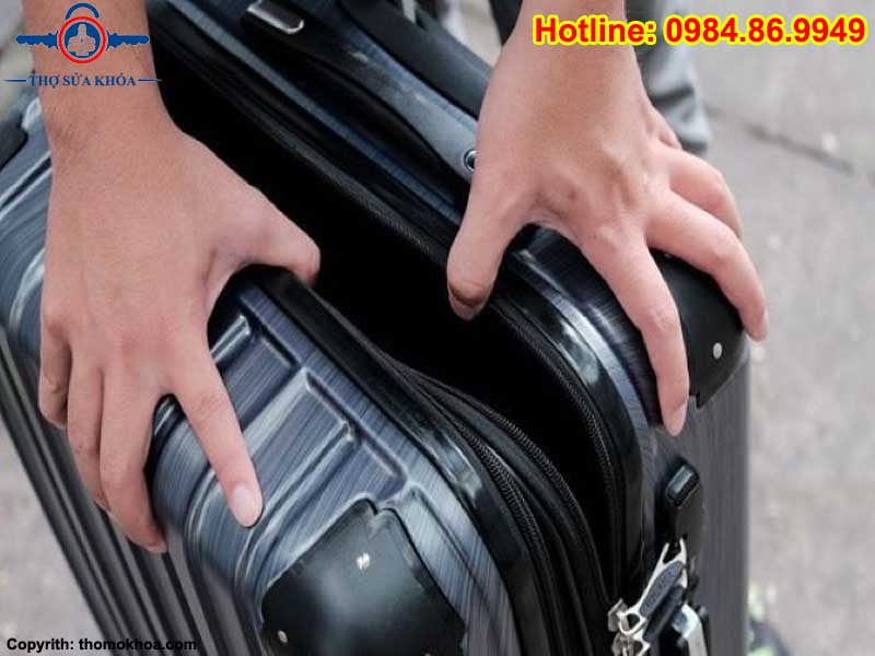 Thay Toàn Bộ Dây Kéo Cho Vali Cũ