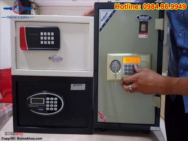 Két Sắt Vừa Báo Động Vừa Khóa