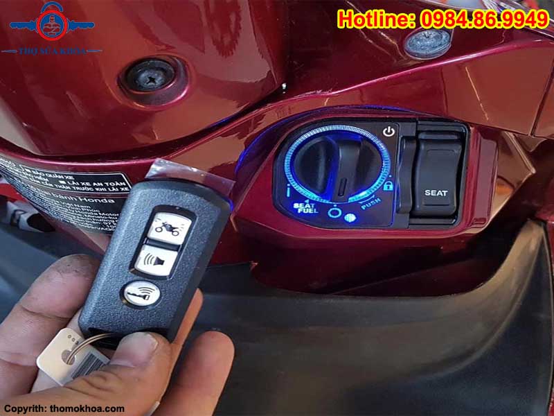 Lắp Khóa Chống Trộm Xe Vision