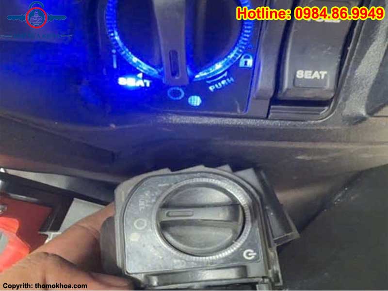 Cách Xử Lý Núm Smartkey Bị Kẹt, Không Vặn Được