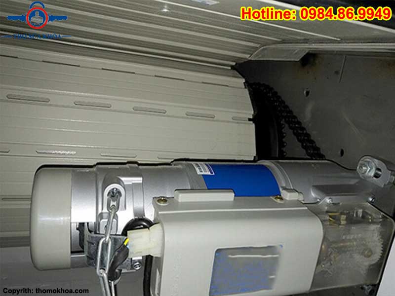 nhận biết motor cửa cuốn sắp cháy